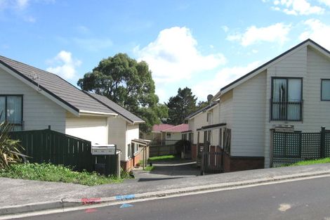 Photo of property in 42 Benchmark Drive, Massey, Auckland, 0614