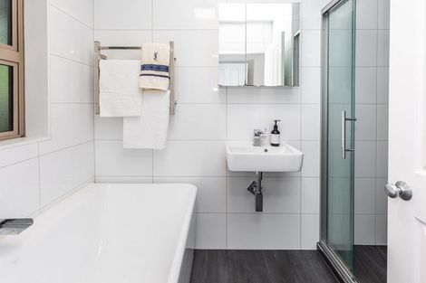 Photo of property in 7 Gilders Grove, Heathcote Valley, Christchurch, 8022