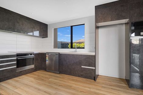 Photo of property in 49 Marumaru Lane, Manurewa, Auckland, 2102