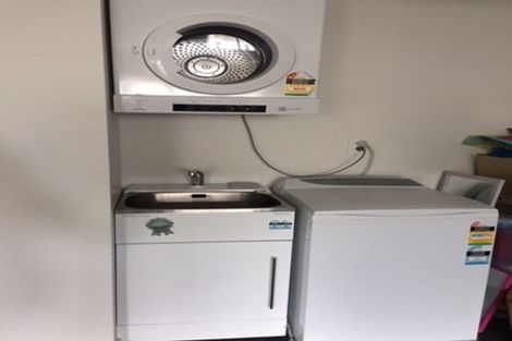 Photo of property in 11 Bickerton Rise, Churton Park, Wellington, 6037