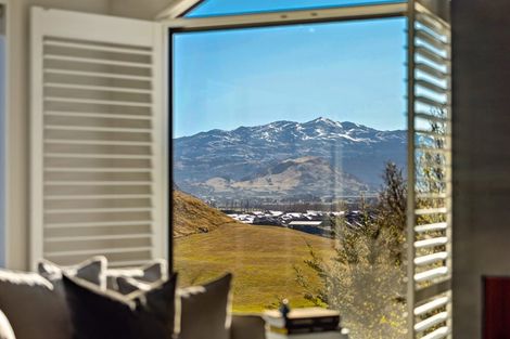 Photo of property in 1 Mckellar Drive, Jacks Point, Queenstown, 9371