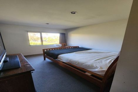 Photo of property in 17b Scotstoun Place, Glen Eden, Auckland, 0602