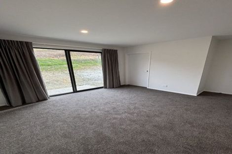 Photo of property in 10 Friesian Close, Jacks Point, 9371