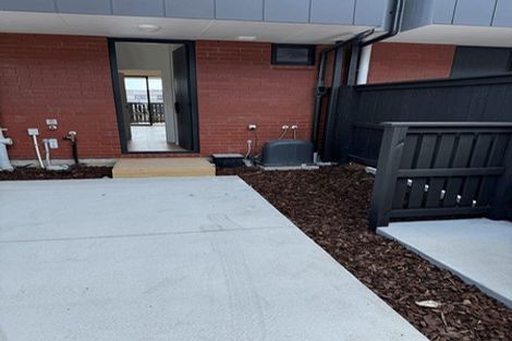 Photo of property in 43 Waipuhinui Way, Wiri, 2104