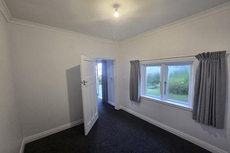 Photo of property in 21 Kotari Road, Days Bay, Lower Hutt, 5013