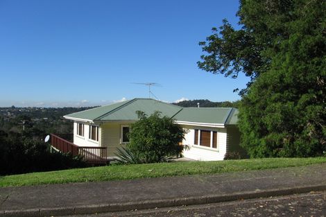 Photo of property in 82 Shetland Street, Glen Eden, Auckland, 0602