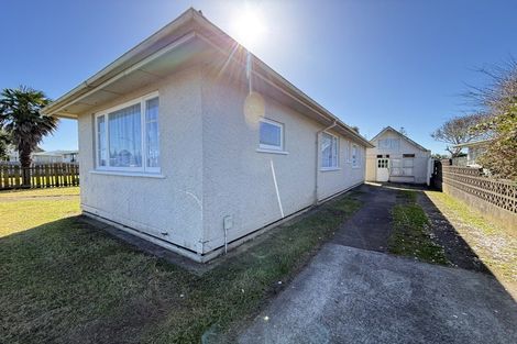 Photo of property in 25 Battiscombe Terrace, Waitara, 4320