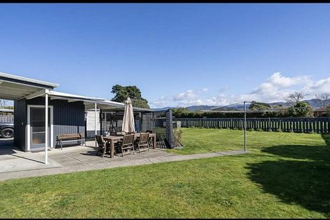 Photo of property in 4 Taverner Street, Carterton, 5713