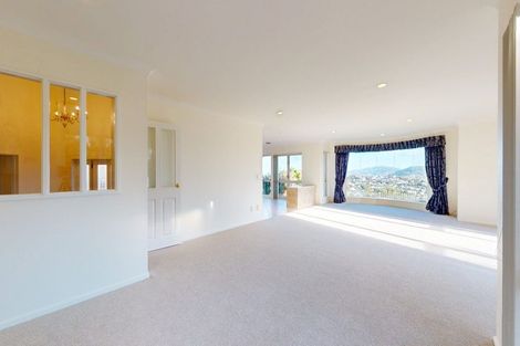 Photo of property in 16 Imran Terrace, Khandallah, Wellington, 6035