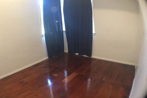 Photo of property in 135 Te Atatu Road, Te Atatu South, Auckland, 0610