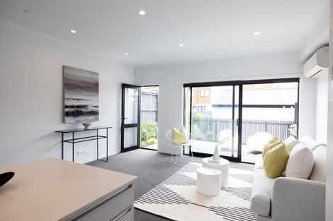 Photo of property in 10 Alexander Willis Crescent, Hobsonville, Auckland, 0616