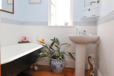 Photo of property in 122 Queen Street, Thames, 3500