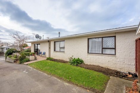 Photo of property in 33 Lupin Road, Otaki, 5512