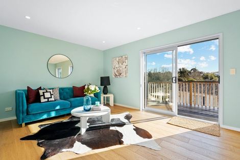 Photo of property in 63 Awaruku Road, Torbay, Auckland, 0630