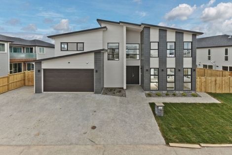 Photo of property in 18 Spyglass Street, Red Beach, 0932