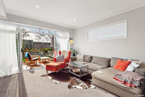 Photo of property in 22 Teal Way, Hobsonville, Auckland, 0616