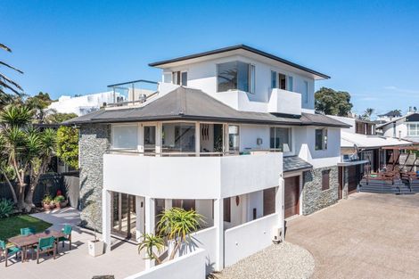 Photo of property in 22 Tiri Road, Milford, Auckland, 0620