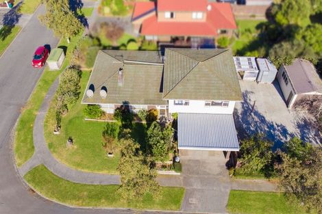 Photo of property in 1 Guernsey Place, Fitzherbert, Palmerston North, 4410