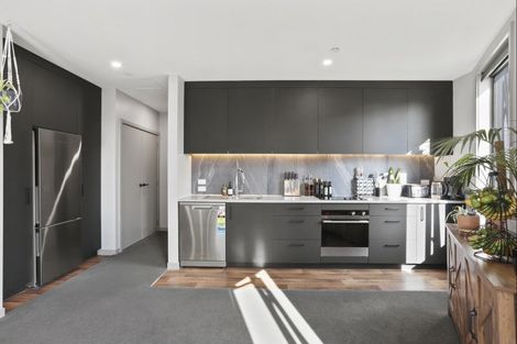 Photo of property in 101/2 Launch Road, Hobsonville, Auckland, 0616