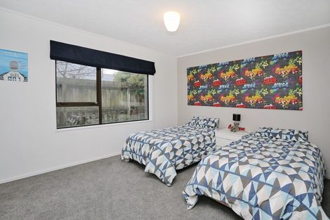 Photo of property in 20 Turnbull Street, Rosedale, Invercargill, 9810