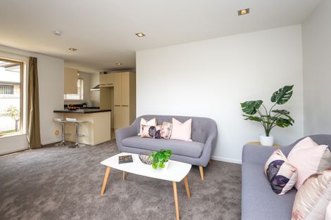 Photo of property in 65a Cleveland Street, Edgeware, Christchurch, 8013