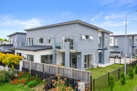 Photo of property in 11u1 Crosher Place, Silverdale, Hamilton, 3216