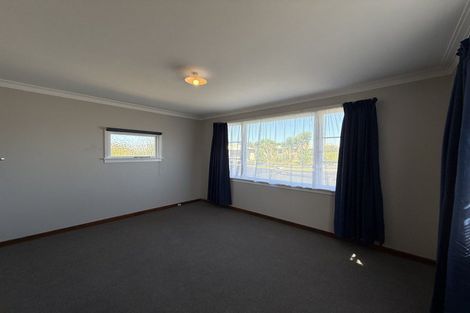 Photo of property in 25 Battiscombe Terrace, Waitara, 4320