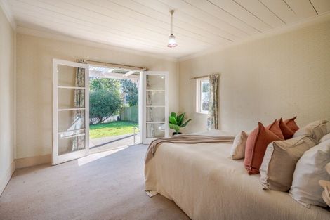 Photo of property in 11 Bruce Terrace, Akaroa, 7520