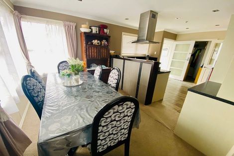 Photo of property in 104 Ti Rakau Drive, Pakuranga, Auckland, 2010
