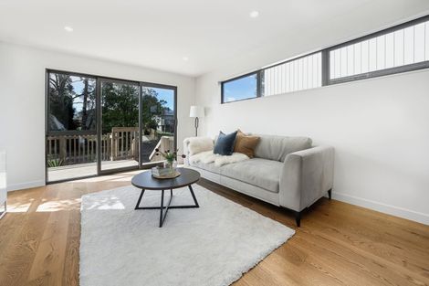 Photo of property in 23a Caribbean Drive, Unsworth Heights, Auckland, 0632