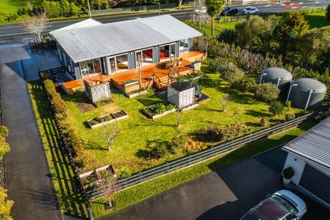 Photo of property in 962 Kahikatea Flat Road, Waitoki, Kaukapakapa, 0871