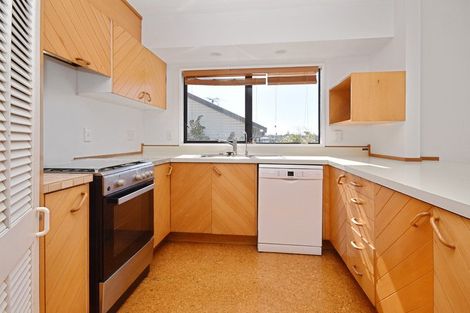 Photo of property in 2/48 Corunna Road, Milford, Auckland, 0620