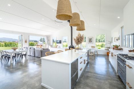 Photo of property in 194 Wood Street, Woodside, Greytown, 5794