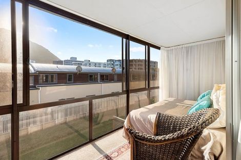 Photo of property in 40 Maunganui Road, Mount Maunganui, 3116