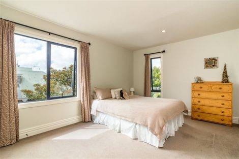 Photo of property in 57 Hawkesbury Avenue, St Albans, Christchurch, 8014