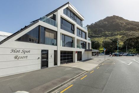 Photo of property in 16 Adams Avenue, Mount Maunganui, 3116