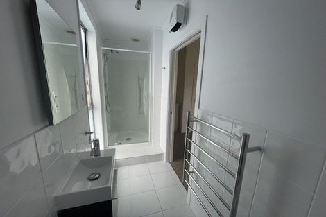 Photo of property in 68b Chatsworth Road, Silverstream, Upper Hutt, 5019
