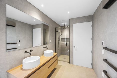 Photo of property in 67a Fendalton Road, Fendalton, Christchurch, 8014