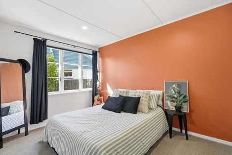 Photo of property in 6 Paddington Street, Northcote, Christchurch, 8052