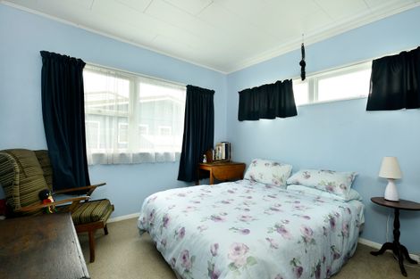 Photo of property in 34 Fergusson Street, Stoke, Nelson, 7011