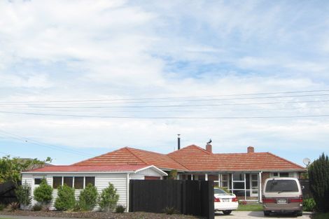 Photo of property in 52 Daniels Road, Redwood, Christchurch, 8051