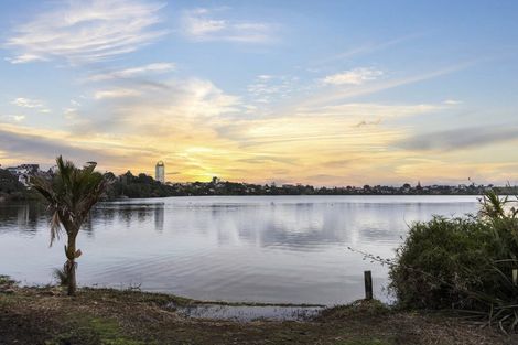 Photo of property in 7 Eric Price Avenue, Takapuna, Auckland, 0620