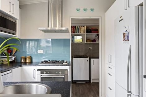 Photo of property in 6 Glengarry Place, Hilltop, Taupo, 3330