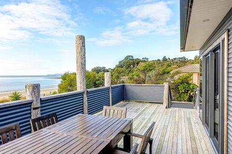 Photo of property in 72 Parapara Beach Road, Parapara, Collingwood, 7182