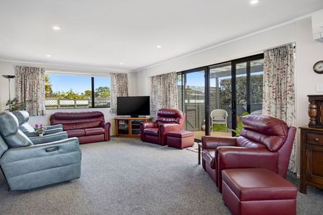 Photo of property in 45a Belvedere Avenue, Waikanae, 5036