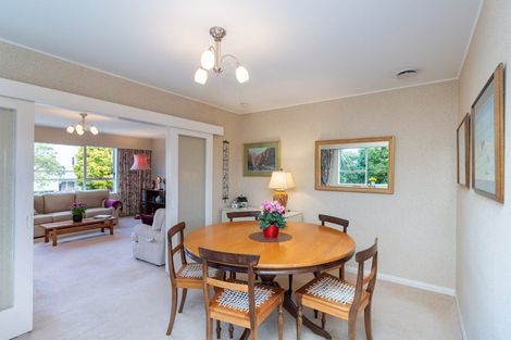 Photo of property in 5 Ardal Grove, Tirohanga, Lower Hutt, 5010