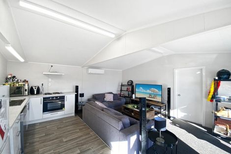 Photo of property in 8 Taupata Street, Castlecliff, Whanganui, 4501