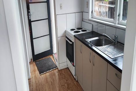 Photo of property in 21 Heybridge Street, Manurewa, Auckland, 2102