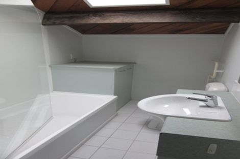 Photo of property in Metro Apartments, 22/220u Thorndon Quay, Pipitea, Wellington, 6011