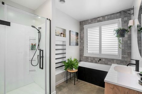 Photo of property in 89 Infinity Drive, Wanaka, 9305